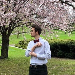 Meet your Posher, Tomas